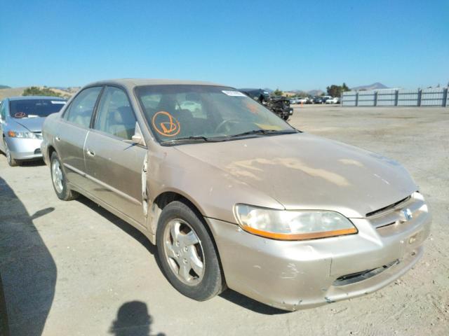 HONDA ACCORD EX 2000 with VIN JHMCG6602YC033481 - Photo from auction