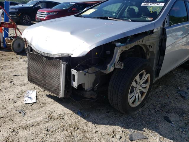 Photo 9 from auction – 2011 HYUNDAI SONATA GLS with VIN 5NPEB4AC2BH010552