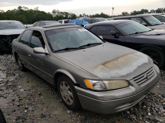 TOYOTA CAMRY LE 1997 with VIN JT2BF22K5V0008953 - Photo from auction