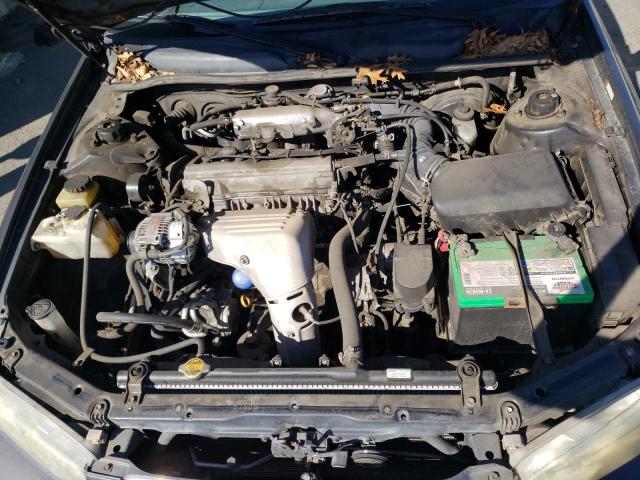 Photo 7 from auction – 2001 TOYOTA CAMRY CE with VIN 4T1BG22K81U830164