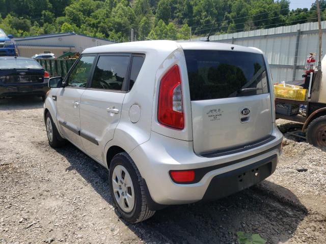 Photo 3 from auction – 2013 KIA SOUL with VIN KNDJT2A5XD7497136