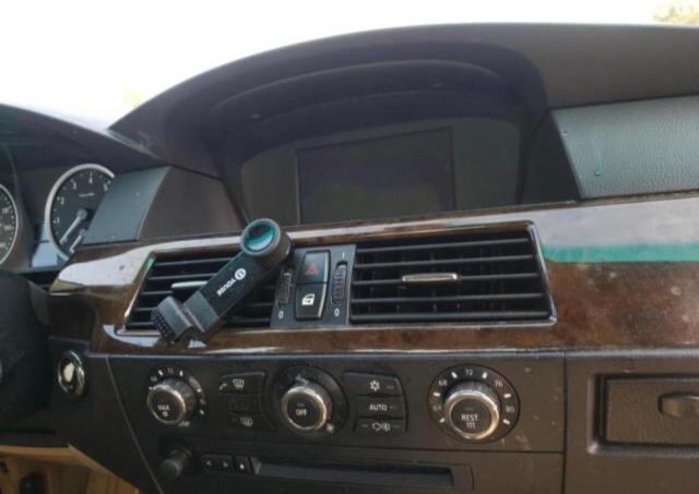 Photo 9 from auction – 2007 BMW 525 XI with VIN WBANF33527CS39410