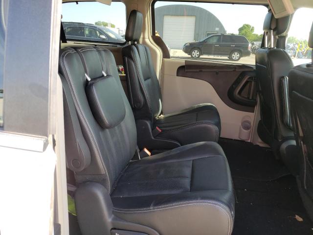 Photo 6 from auction – 2016 CHRYSLER TOWN & COU with VIN 2C4RC1CG0GR112231