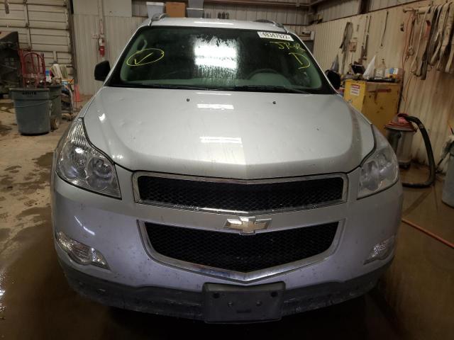 Photo 9 from auction – 2010 CHEVROLET TRAVERSE L with VIN 1GNLREED0AJ249686