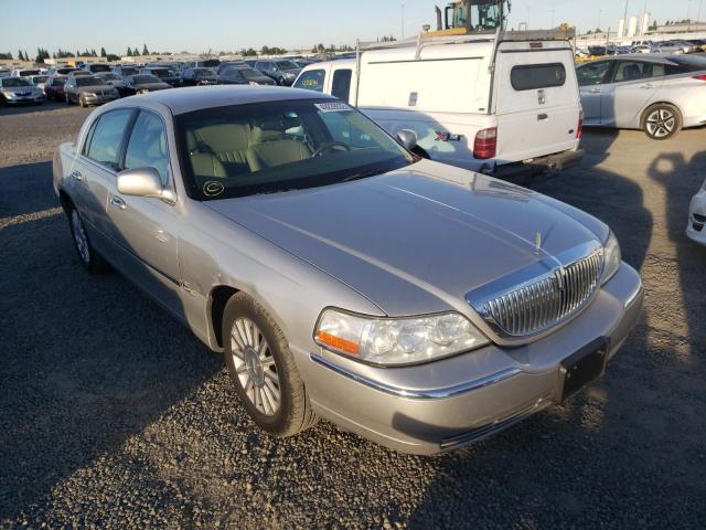Photo 9 from auction – 2004 LINCOLN TOWN CAR E with VIN 1LNHM81W44Y629921