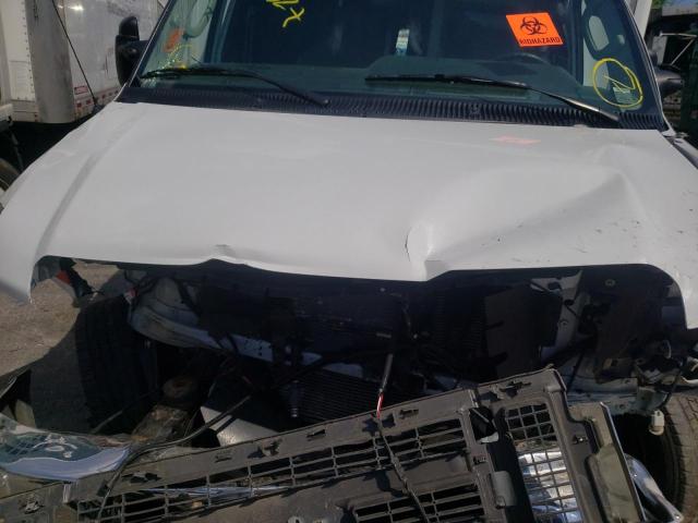 Photo 7 from auction – 2017 FORD ECONOLINE with VIN 1FDWE3FS6HDC22533