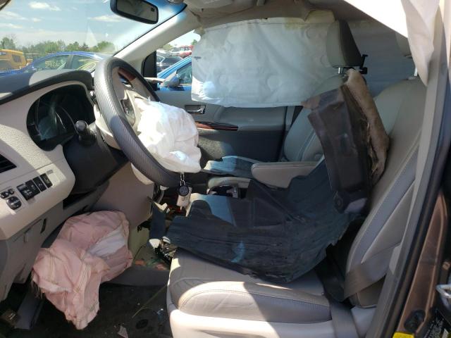 Photo 5 from auction – 2013 TOYOTA SIENNA XLE with VIN 5TDDK3DC3DS059404