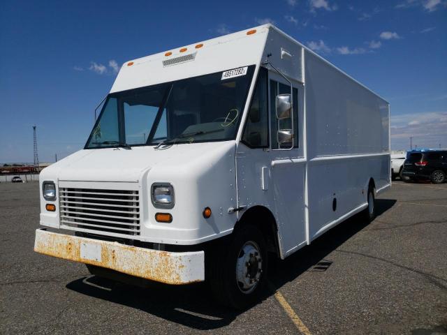 Photo 2 from auction – 2008 FREIGHTLINER CHASSIS M with VIN 4UZAARDU28CZ90853