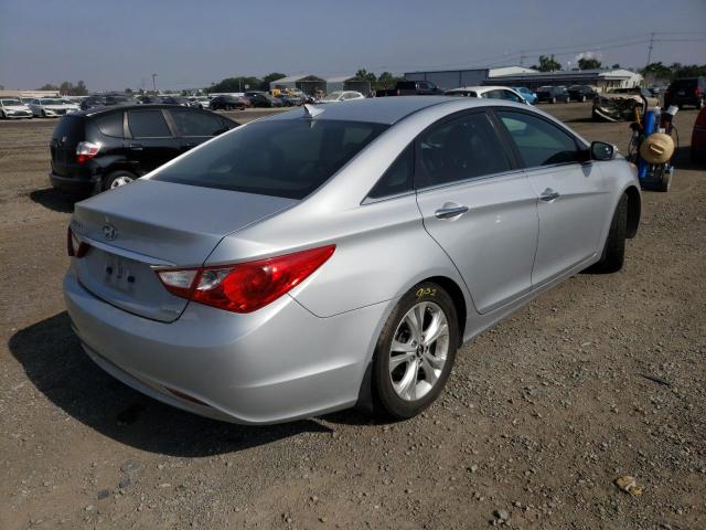Photo 4 from auction – 2011 HYUNDAI SONATA SE with VIN 5NPEC4AC9BH157383