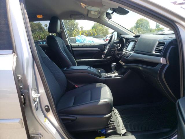 Photo 5 from auction – 2019 TOYOTA HIGHLANDER with VIN 5TDZZRFH5KS356233