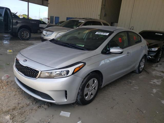 Photo 2 from auction – 2018 KIA FORTE LX with VIN 3KPFK4A75JE233775