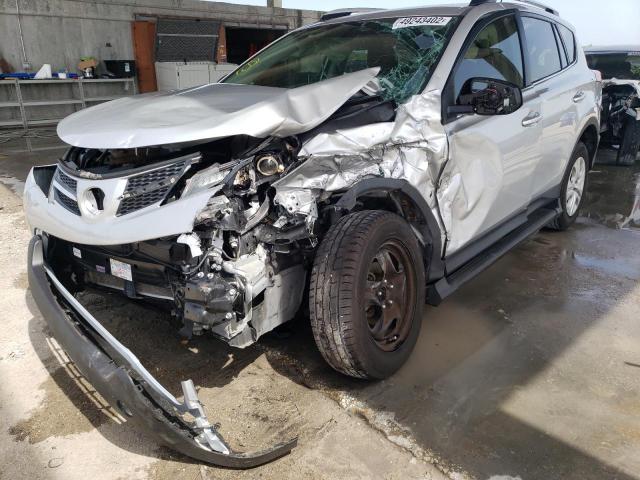 Photo 2 from auction – 2015 TOYOTA RAV4 LE with VIN JTMZFREV1FD056142