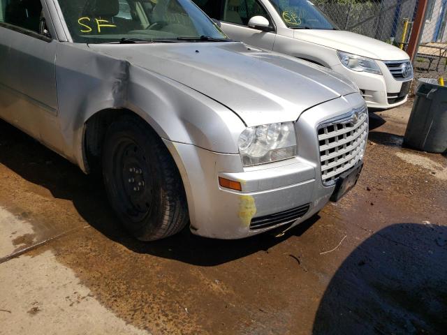 Photo 9 from auction – 2005 CHRYSLER 300 with VIN 2C3AA43R75H172049