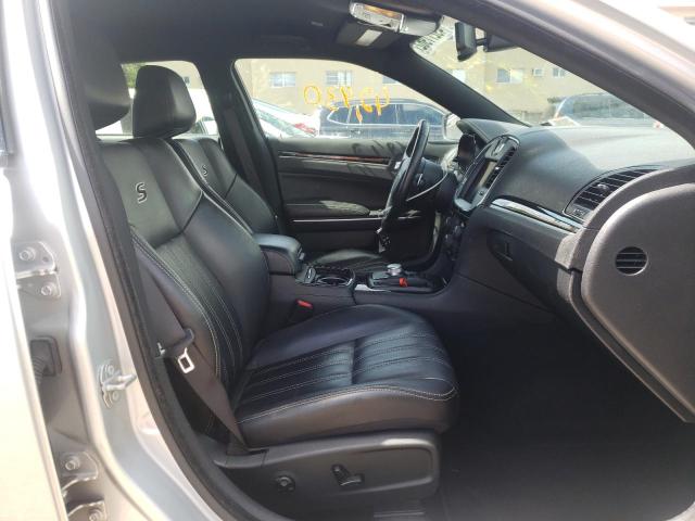Photo 5 from auction – 2020 CHRYSLER 300 S with VIN 2C3CCAGG1LH155870