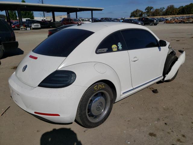 Photo 4 from auction – 2012 VOLKSWAGEN BEETLE with VIN 3VWHP7AT2CM622291