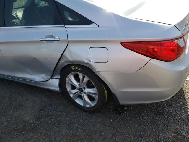 Photo 9 from auction – 2011 HYUNDAI SONATA SE with VIN 5NPEC4AC9BH157383