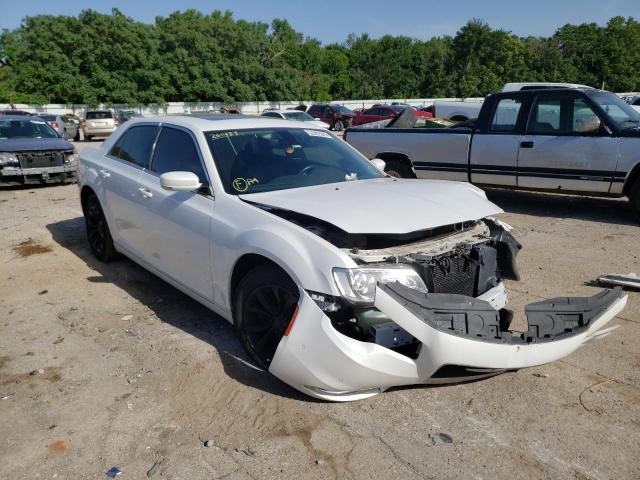 CHRYSLER 300 LIMITE 2016 with VIN 2C3CCAAG4GH261437 - Photo from auction