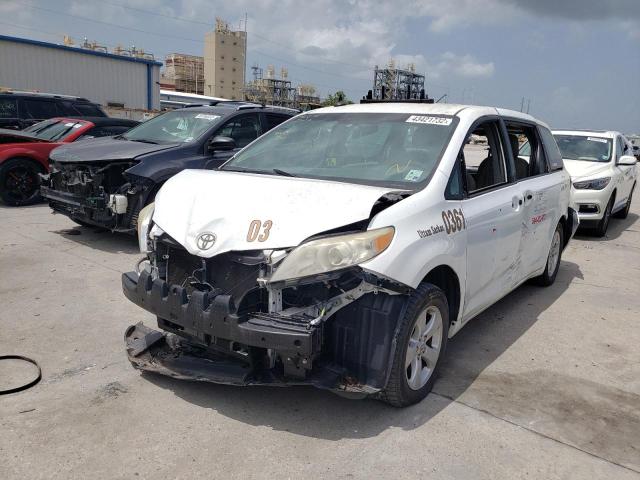 Photo 2 from auction – 2017 TOYOTA SIENNA with VIN 5TDZZ3DC4HS805057