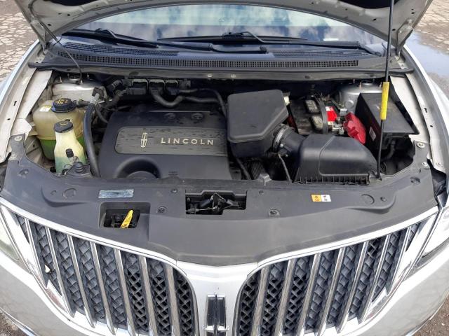 Photo 7 from auction – 2011 LINCOLN MKX with VIN 2LMDJ6JK9BBJ15876