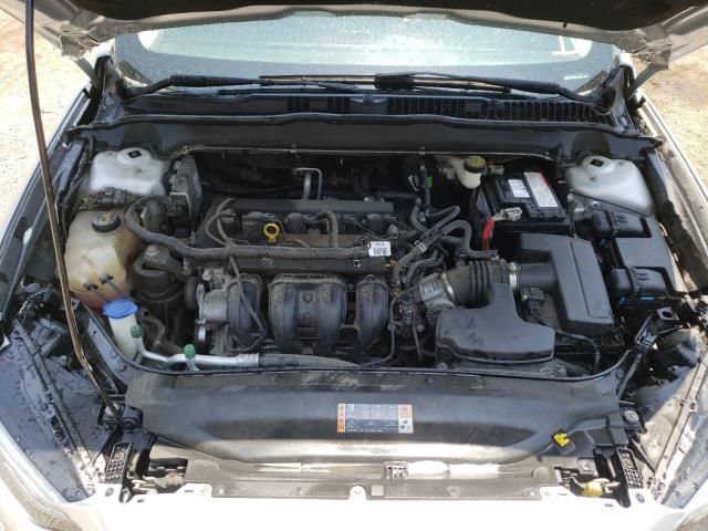 Photo 7 from auction – 2017 FORD FUSION SE with VIN 3FA6P0H71HR103937