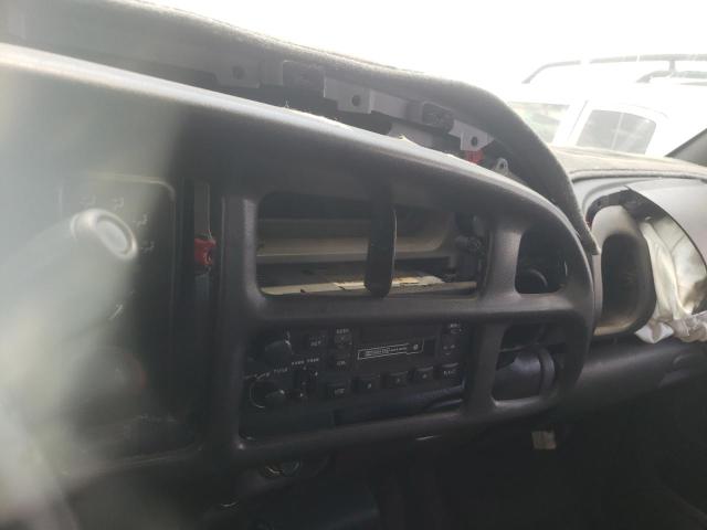 Photo 9 from auction – 2000 DODGE RAM 1500 with VIN 1B7HC16Z3YS636823