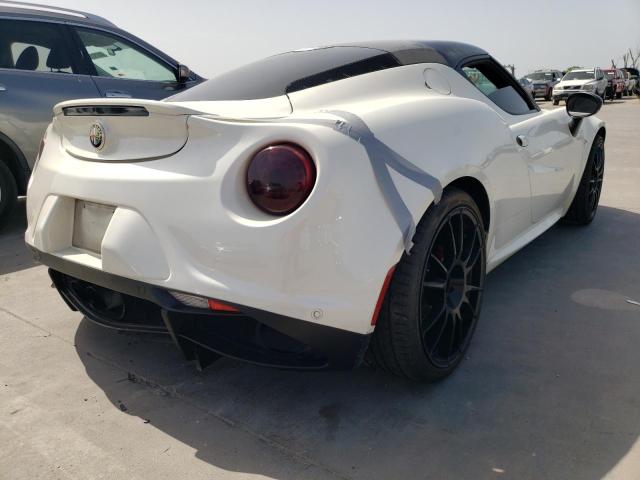 Photo 4 from auction – 2015 ALFA ROMEO 4C with VIN ZARBAAA42FM157632