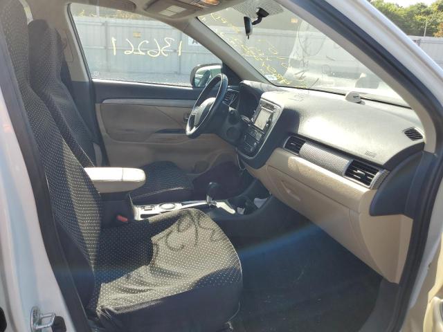 Photo 5 from auction – 2014 MITSUBISHI OUTLANDER with VIN JA4AD3A30EZ010107