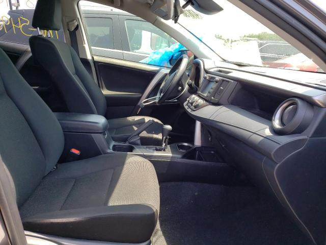 Photo 5 from auction – 2018 TOYOTA RAV4 LE with VIN JTMBFREV7JD251964