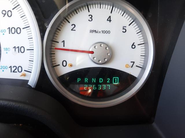 Photo 8 from auction – 2005 DODGE DURANGO SL with VIN 1D4HB48D45F559778