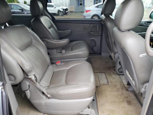 Photo 6 from auction – 2010 TOYOTA SIENNA LE with VIN 5TDJK4CC6AS033515