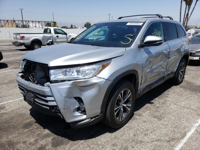 Photo 2 from auction – 2019 TOYOTA HIGHLANDER with VIN 5TDZZRFH5KS356233