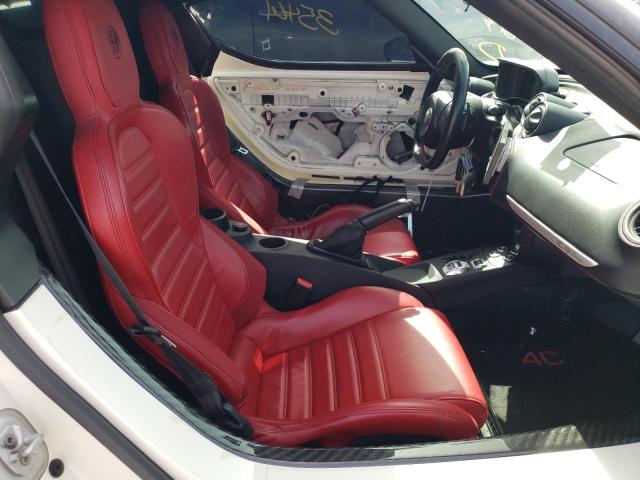 Photo 5 from auction – 2015 ALFA ROMEO 4C with VIN ZARBAAA42FM157632