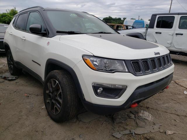 JEEP COMPASS TR 2019 with VIN 3C4NJDDB8KT739709 - Photo from auction