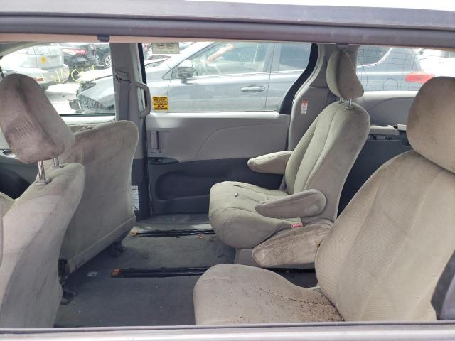 Photo 6 from auction – 2017 TOYOTA SIENNA with VIN 5TDZZ3DC4HS805057