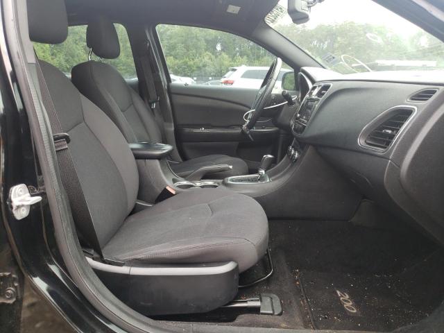 Photo 5 from auction – 2013 CHRYSLER 200 TOURIN with VIN 1C3CCBBB8DN583932