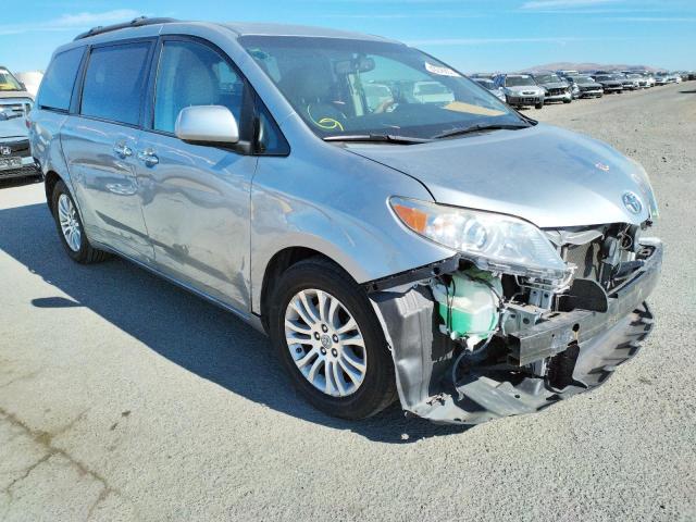 TOYOTA SIENNA XLE 2011 with VIN 5TDYK3DCXBS054330 - Photo from auction