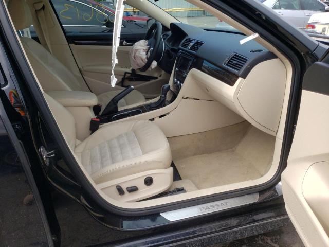 Photo 5 from auction – 2014 VOLKSWAGEN PASSAT SEL with VIN 1VWCN7A39EC008844