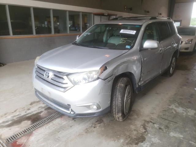 Photo 2 from auction – 2011 TOYOTA HIGHLANDER with VIN 5TDDK3EH7BS090887