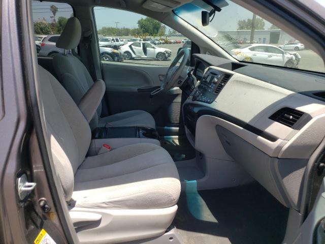 Photo 5 from auction – 2013 TOYOTA SIENNA LE with VIN 5TDKK3DCXDS306117