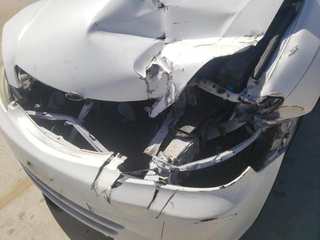 Photo 9 from auction – 2004 TOYOTA CAMRY LE with VIN 4T1BF32K44U065578