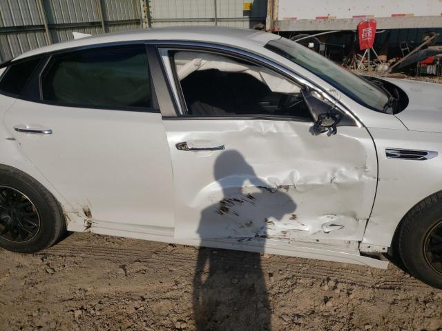 Photo 9 from auction – 2016 KIA OPTIMA LX with VIN 5XXGT4L31GG025534