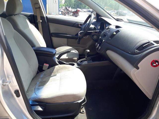 Photo 5 from auction – 2010 KIA FORTE EX with VIN KNAFU4A21A5809546
