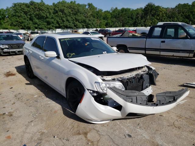 Photo 9 from auction – 2016 CHRYSLER 300 LIMITE with VIN 2C3CCAAG4GH261437