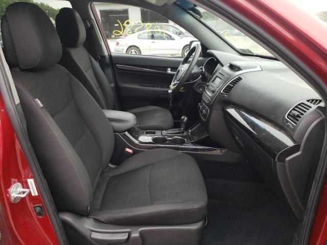 Photo 5 from auction – 2015 KIA SORENTO LX with VIN 5XYKTCA60FG609869