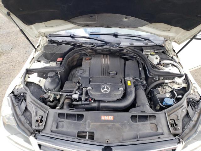 Photo 7 from auction – 2012 MERCEDES-BENZ C 250 with VIN WDDGF4HB9CA643302