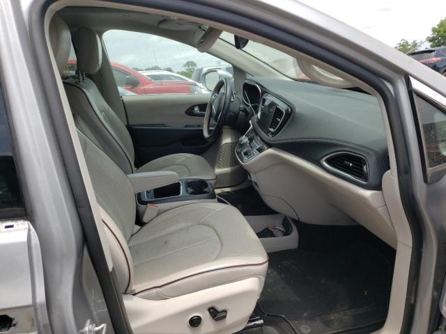 Photo 5 from auction – 2017 CHRYSLER PACIFICA L with VIN 2C4RC1GG7HR620367