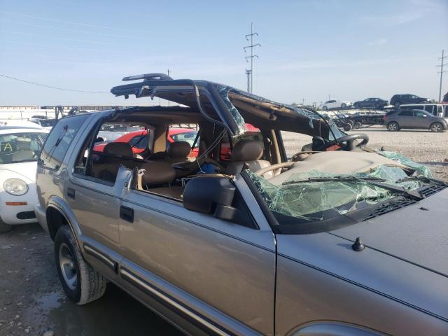 Photo 9 from auction – 2001 CHEVROLET BLAZER with VIN 1GNCS13W812111597