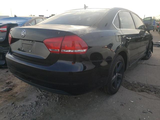 Photo 4 from auction – 2015 VOLKSWAGEN PASSAT S with VIN 1VWAT7A39FC085910