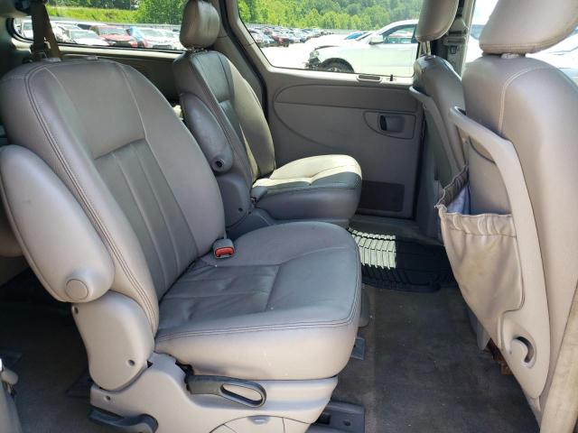 Photo 6 from auction – 2003 CHRYSLER TOWN & COU with VIN 2C4GP54L83R383563