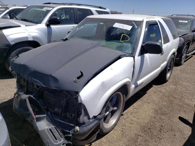 Photo 2 from auction – 2001 CHEVROLET BLAZER with VIN 1GNCS18W41K155413